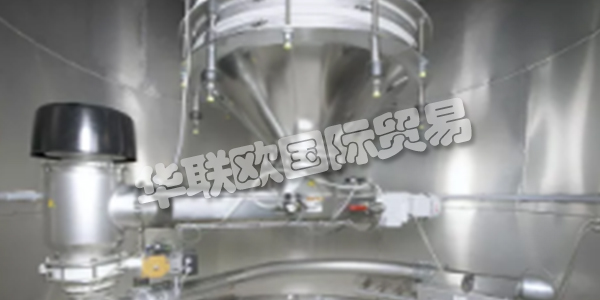 AZO集團(tuán)在自動(dòng)化原材料處理方面，是世界上經(jīng)驗(yàn)最豐富的公司之一。他們擁有1000多名員工，他們對(duì)自己的工作充滿熱情，并利用他們豐富的知識(shí)和豐富的工廠工程和建筑經(jīng)驗(yàn)積累了70多年的經(jīng)驗(yàn)，為您開發(fā)高效，可持續(xù)的解決方案。創(chuàng)造性和修補(bǔ)欲望是他們DNA的一部分。從旋風(fēng)篩分機(jī)的開發(fā)開始，散裝物料處理的眾多創(chuàng)新可歸功于他們。對(duì)有遠(yuǎn)見的技術(shù)的好奇心和開放性帶來了具有長(zhǎng)期前景的解決方案。